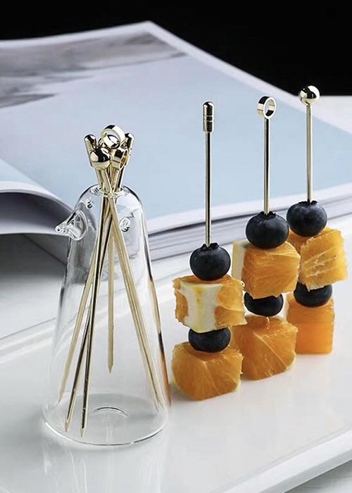 sleek and sophisticated reusable picks